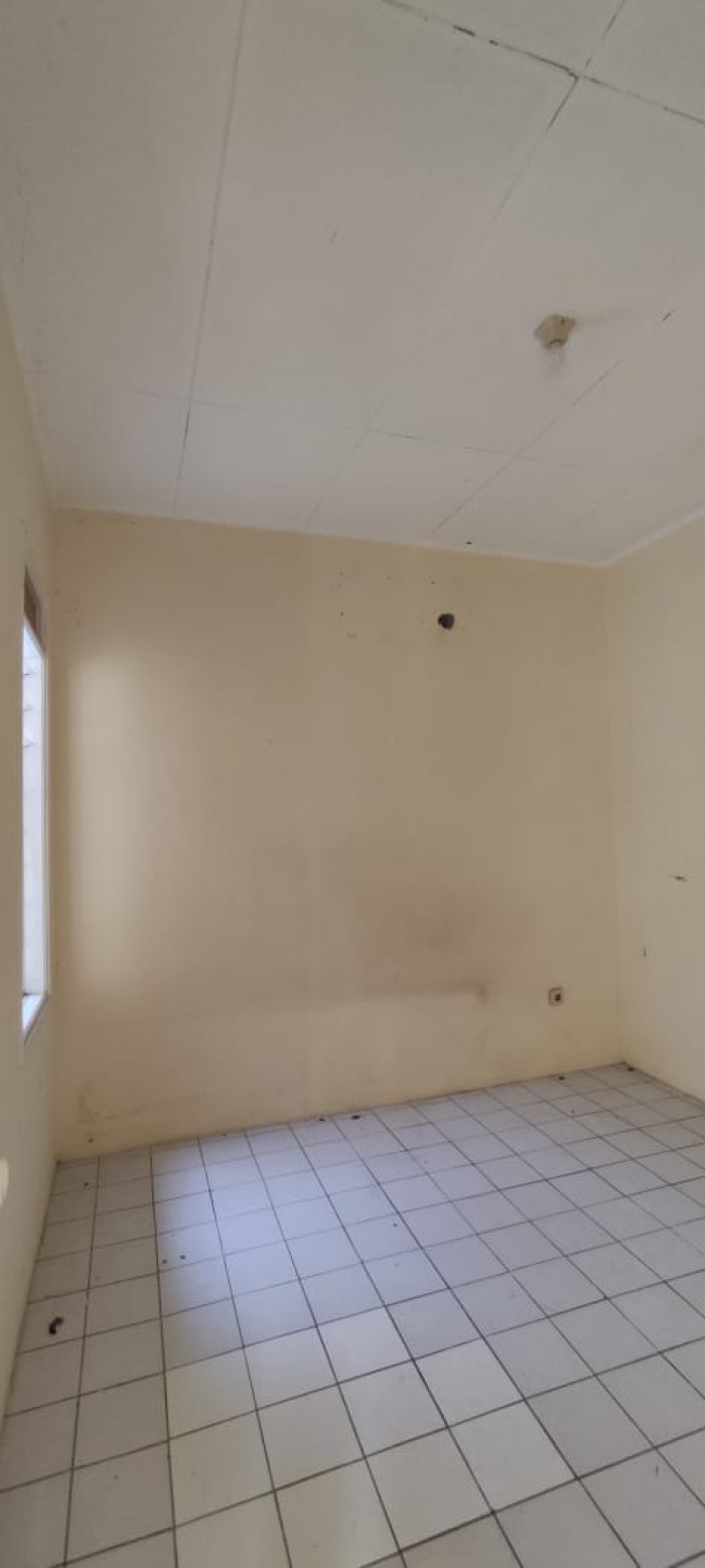 Rumah Jual di Taman Lembah Hijau
